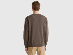 Dark brown crew neck sweater in pure Merino wool