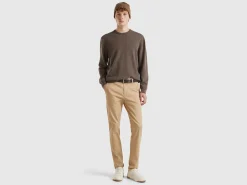 Dark brown crew neck sweater in pure Merino wool