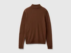 Dark brown turtleneck sweater in pure Merino wool