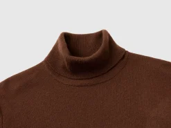 Dark brown turtleneck sweater in pure Merino wool
