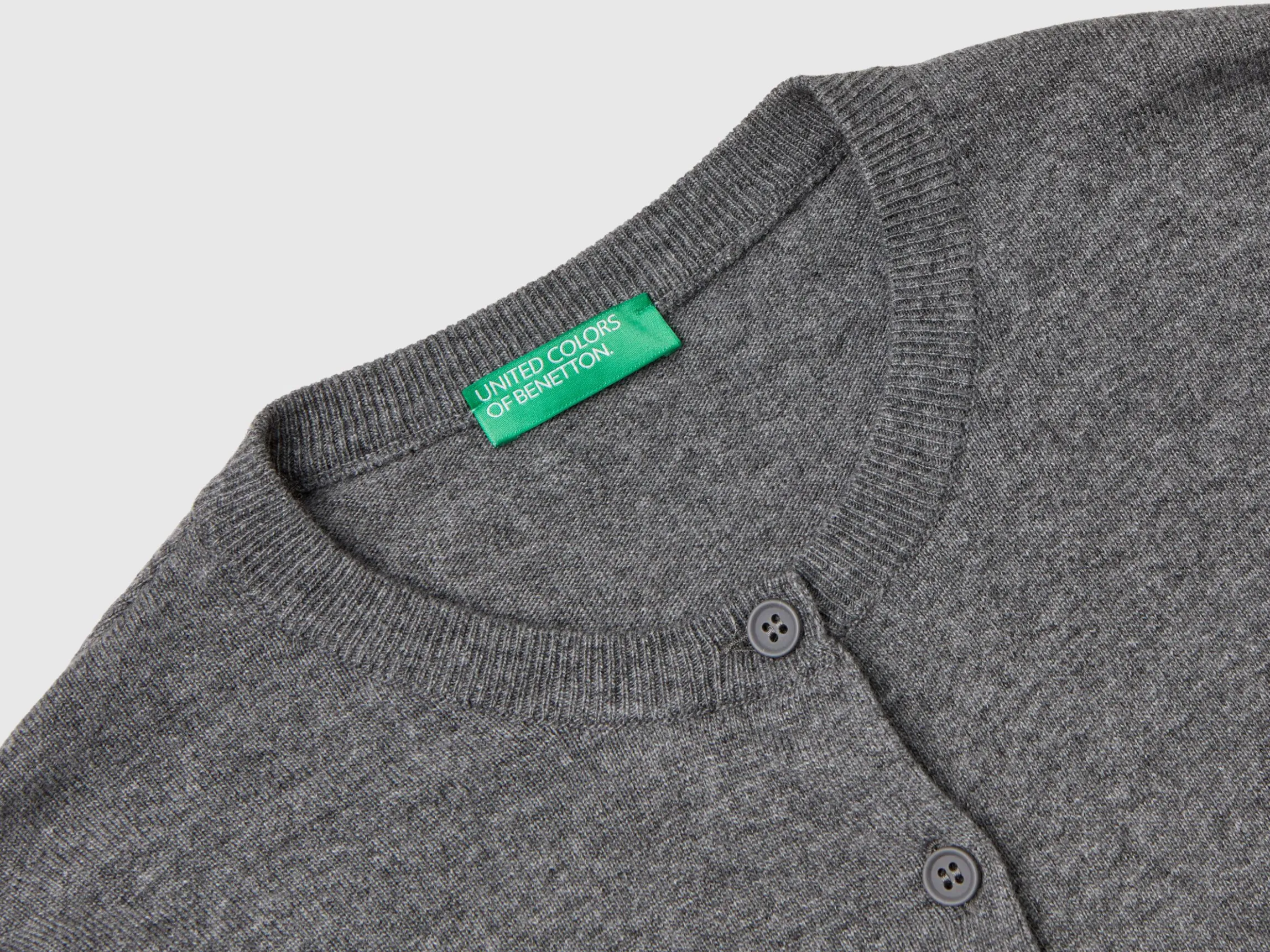 Dark gray cardigan in wool and cashmere blend