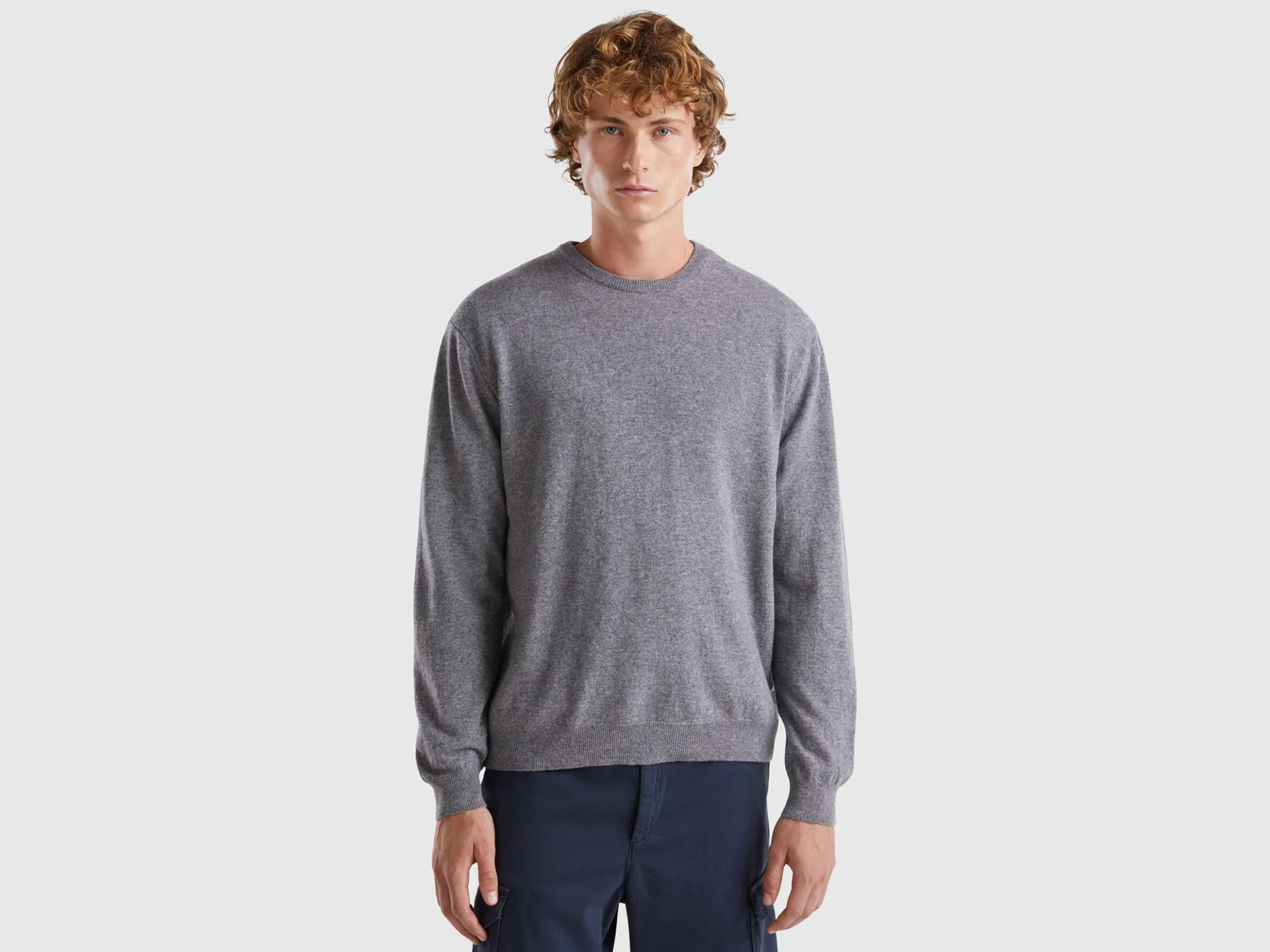 Dark gray crew neck sweater in pure Merino wool