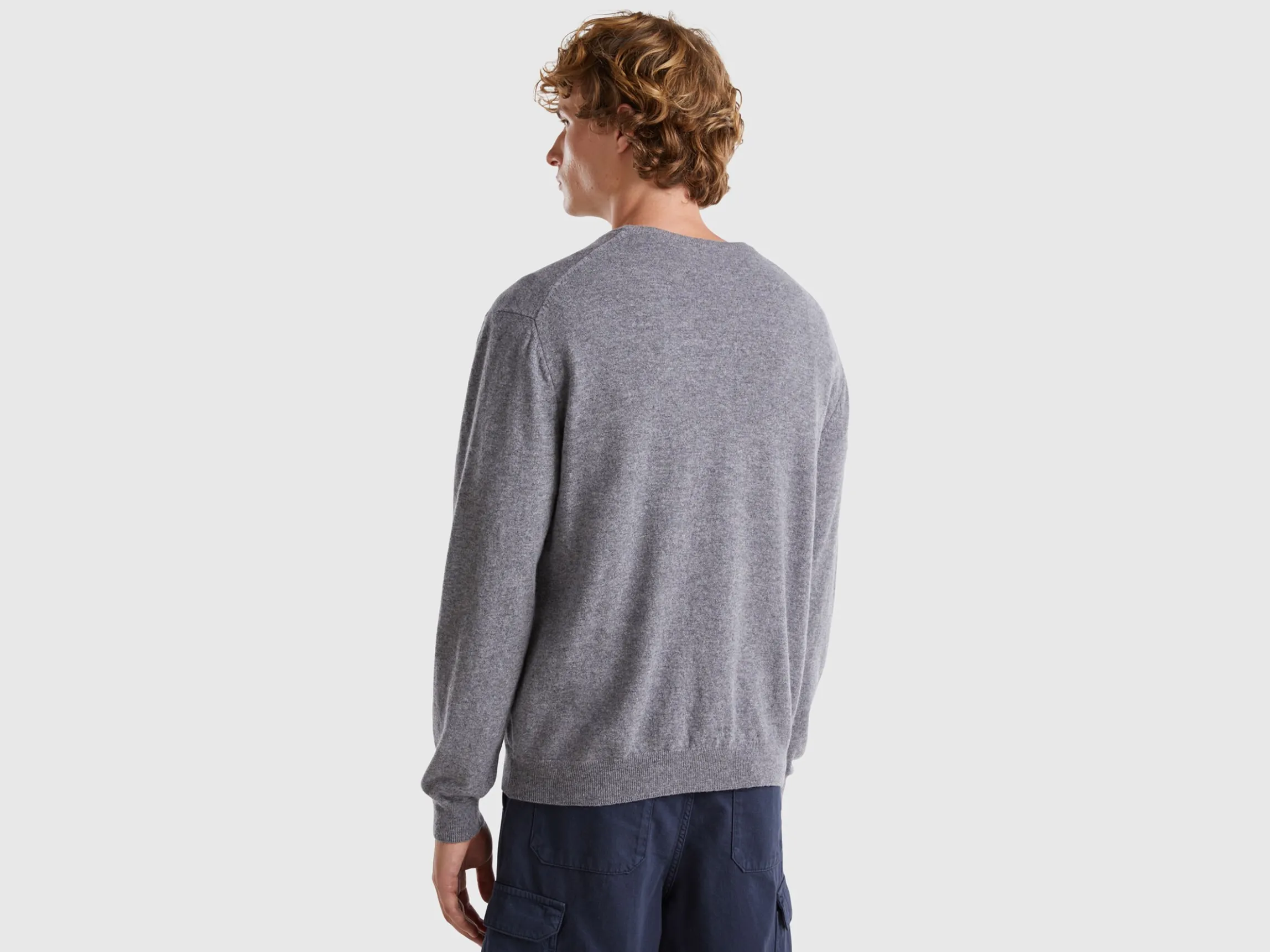 Dark gray crew neck sweater in pure Merino wool