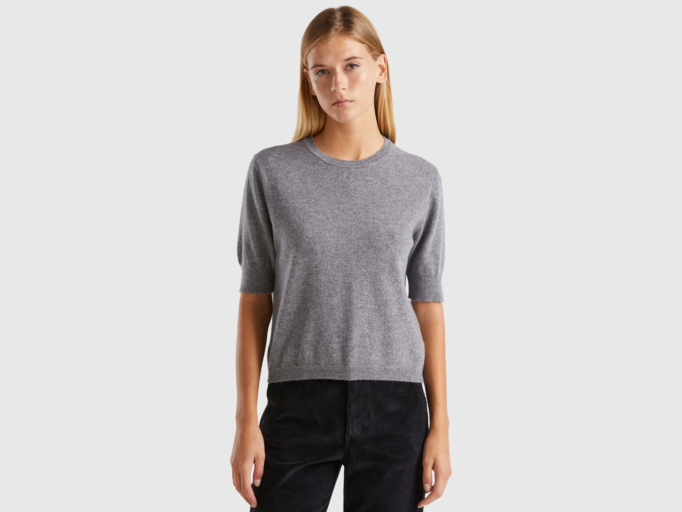 Dark gray short sleeve sweater in pure Merino wool