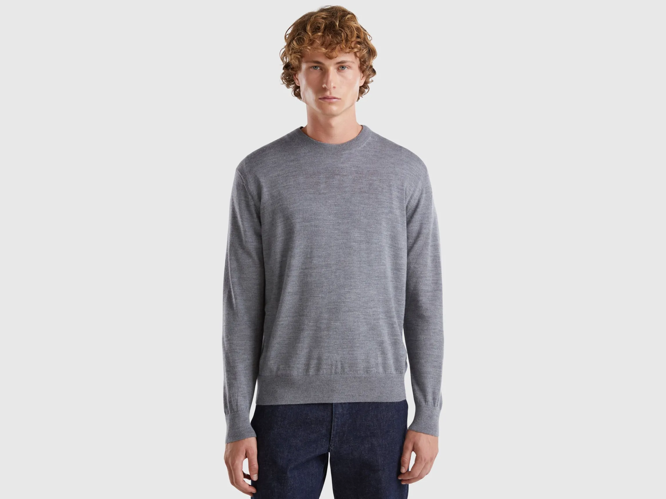 Dark gray sweater in pure Merino wool