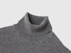 Dark gray turtleneck in pure cashmere