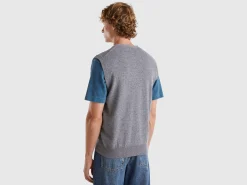 Dark gray vest in pure Merino wool