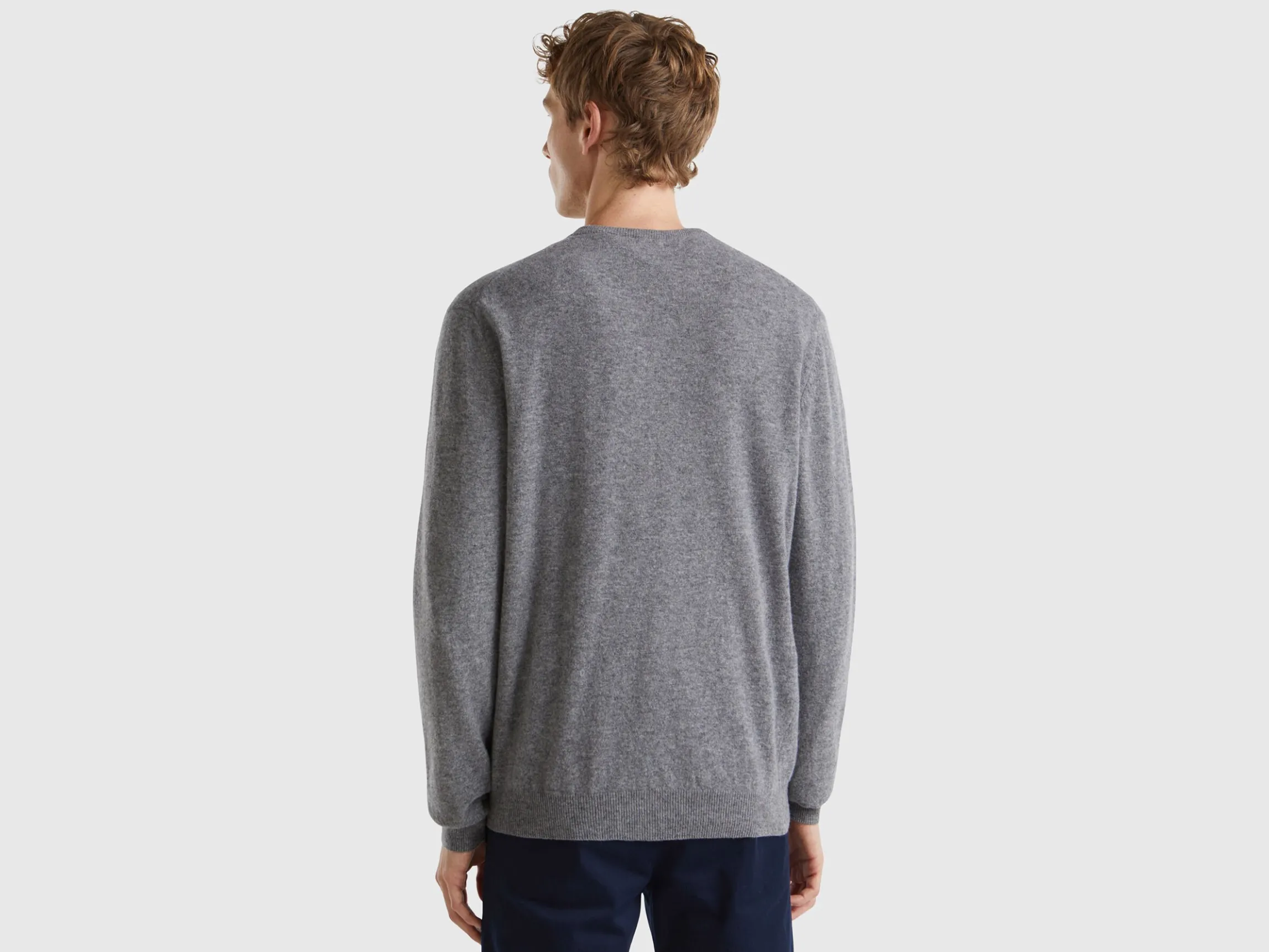 Dark gray V-neck sweater in pure Merino wool