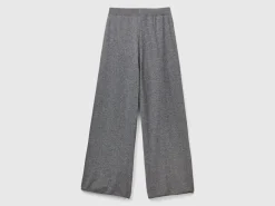 Dark gray wide leg trousers in wool and cashmere blend