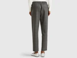 Dark grey Prince of Wales joggers
