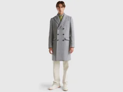 Double-breasted coat in wool blend