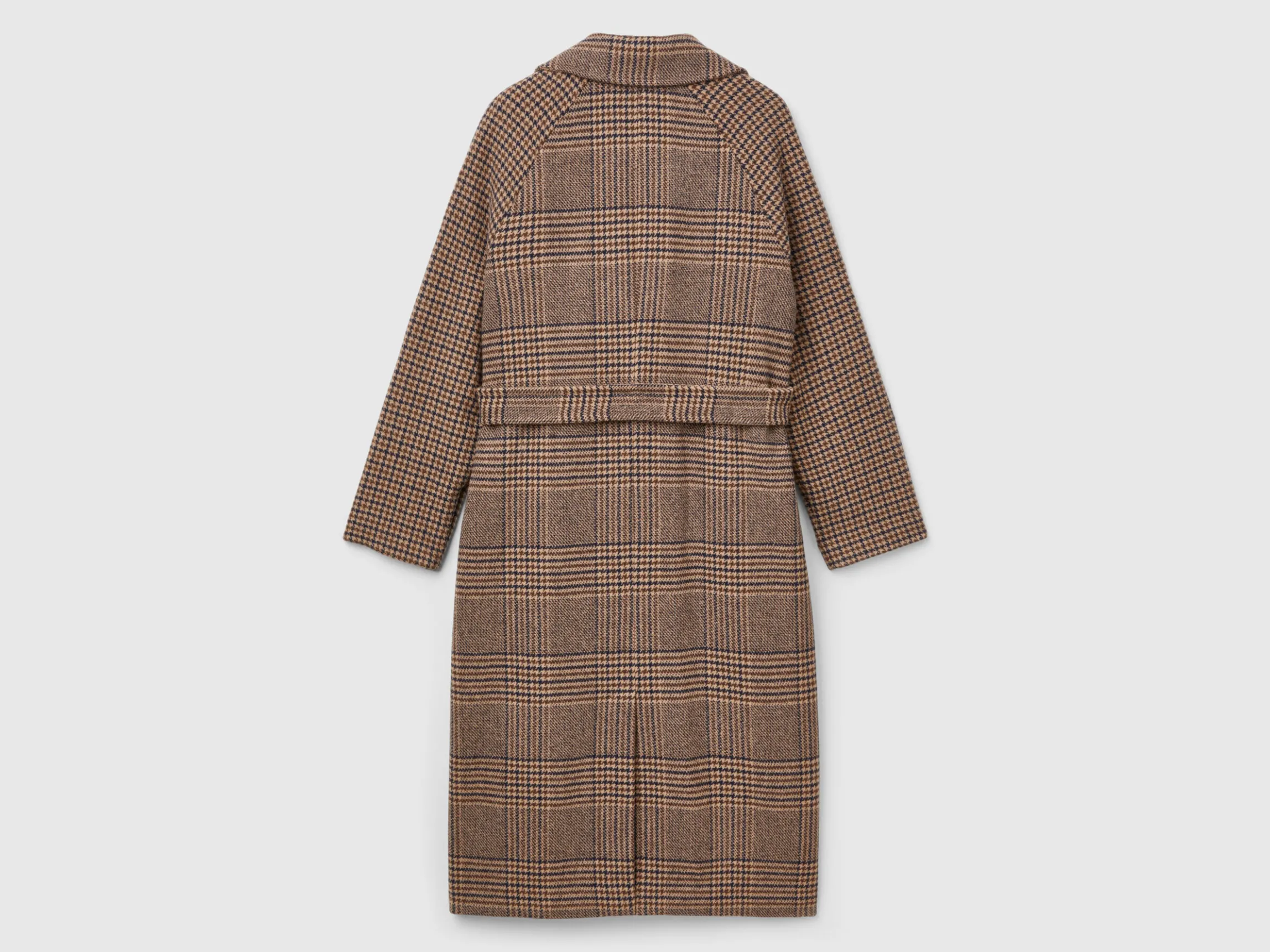 Double-breasted Prince of Wales coat