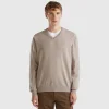 Dove gray V-neck sweater in pure Merino wool