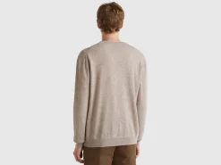 Dove gray V-neck sweater in pure Merino wool