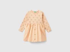 Dress with print and buttons