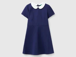 Dress with removable collar