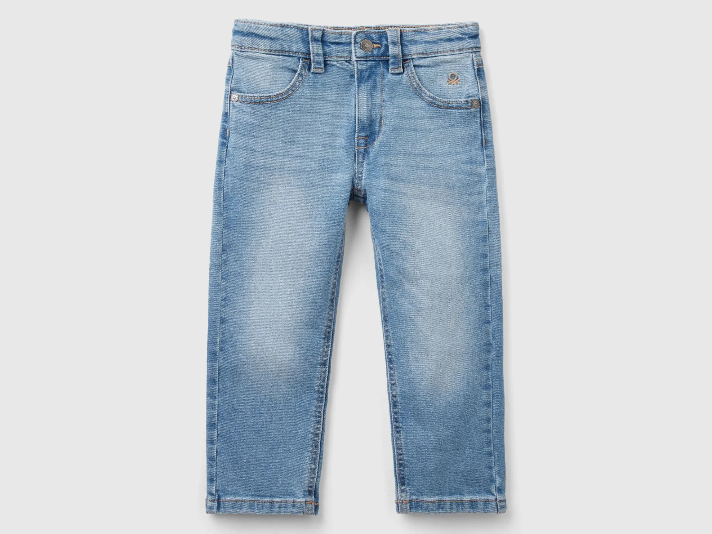 five-pocket jeans