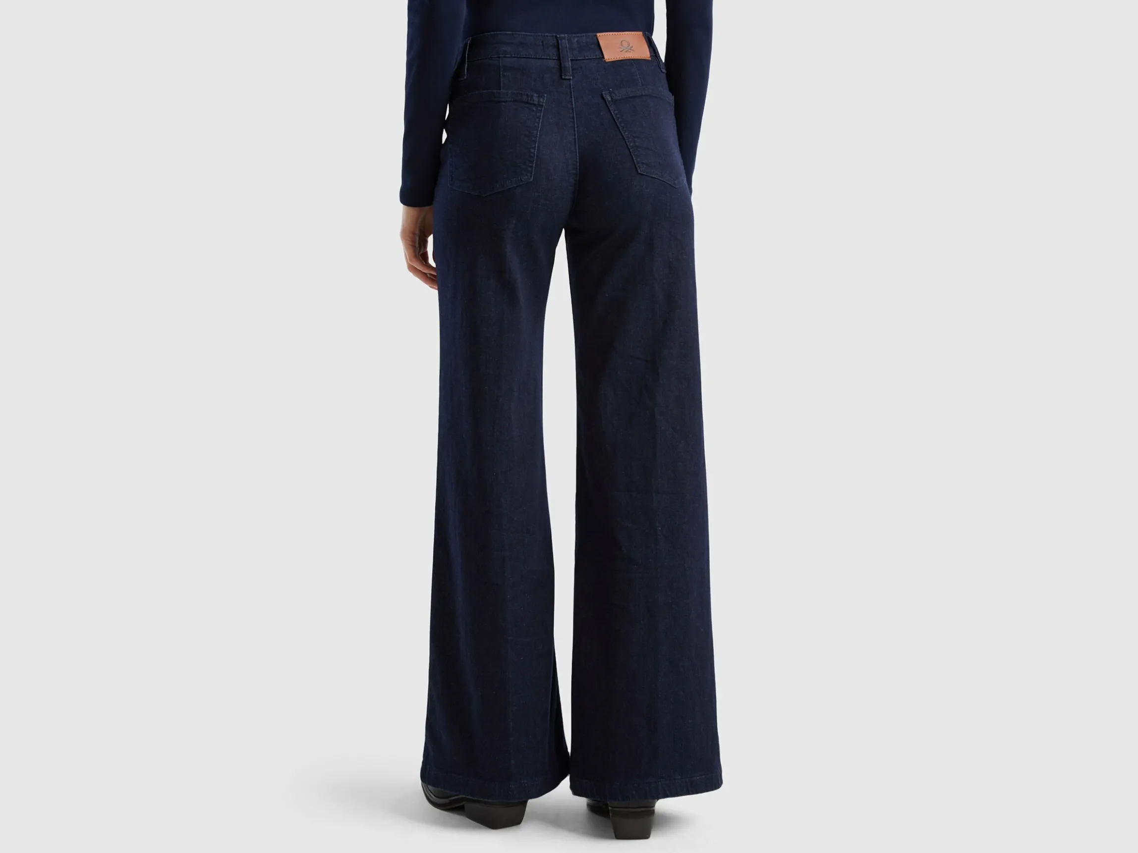 Flared jeans in stretch cotton