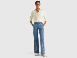 Flared jeans with zip