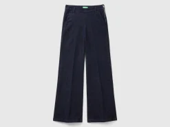 Flared jeans with zip
