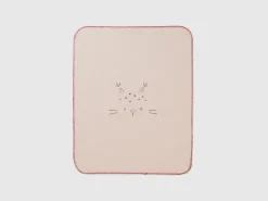 Fleece blanket with animal embroidery