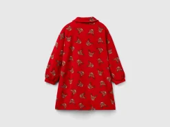 Fleece robe with reindeer