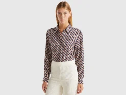 Flowy patterned shirt