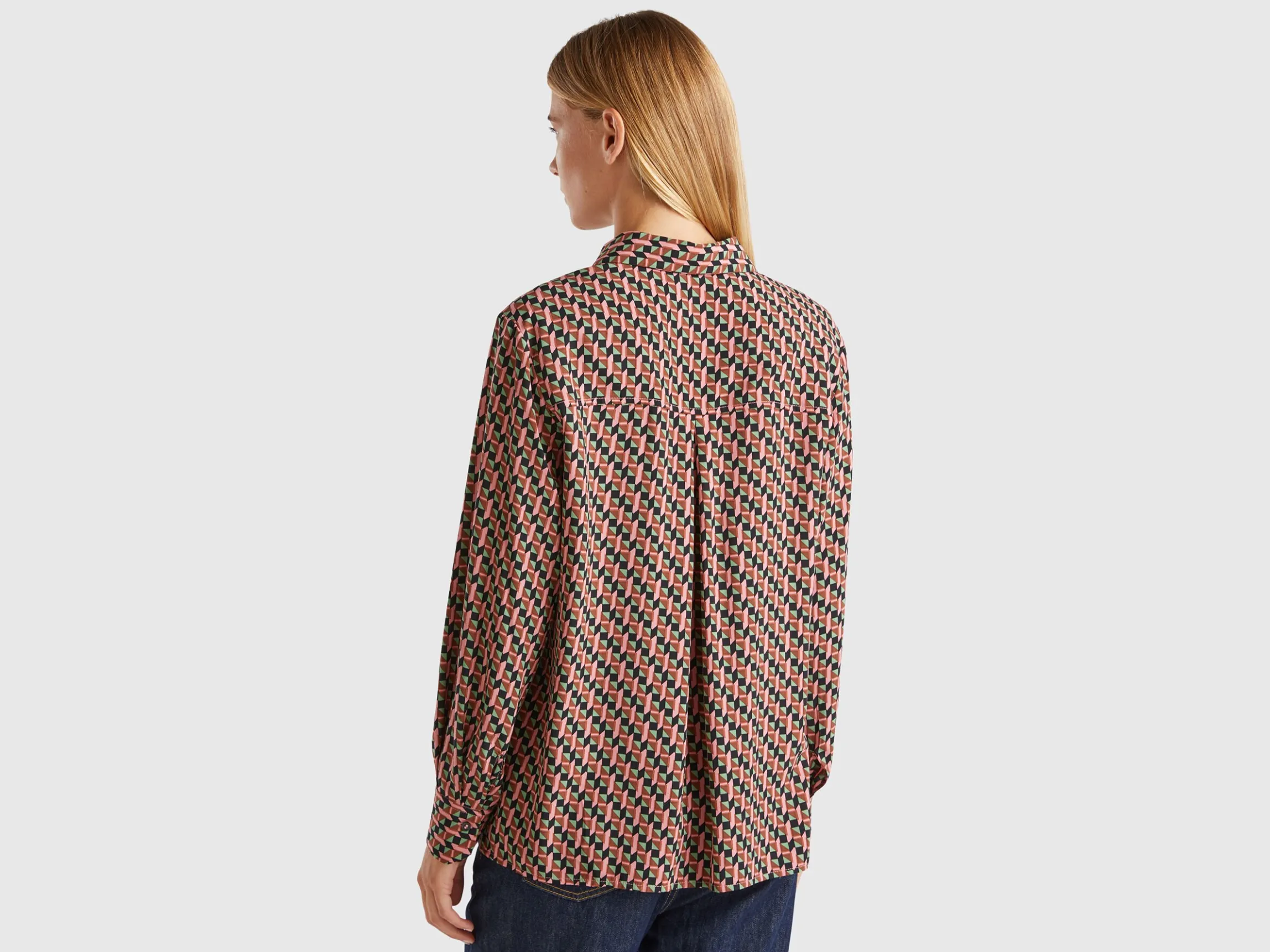 Flowy patterned shirt