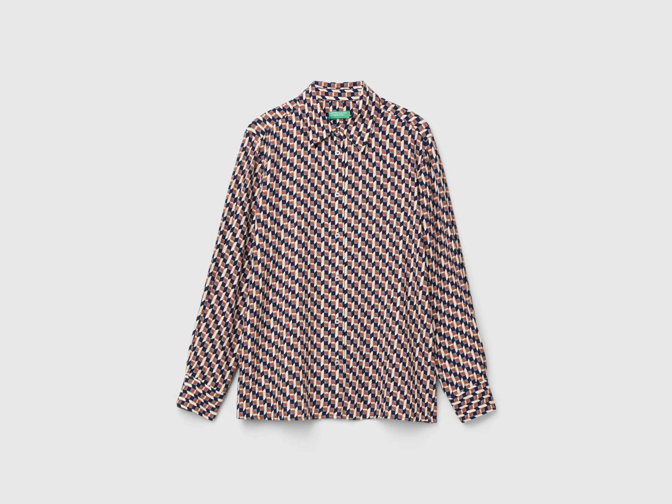 Flowy patterned shirt