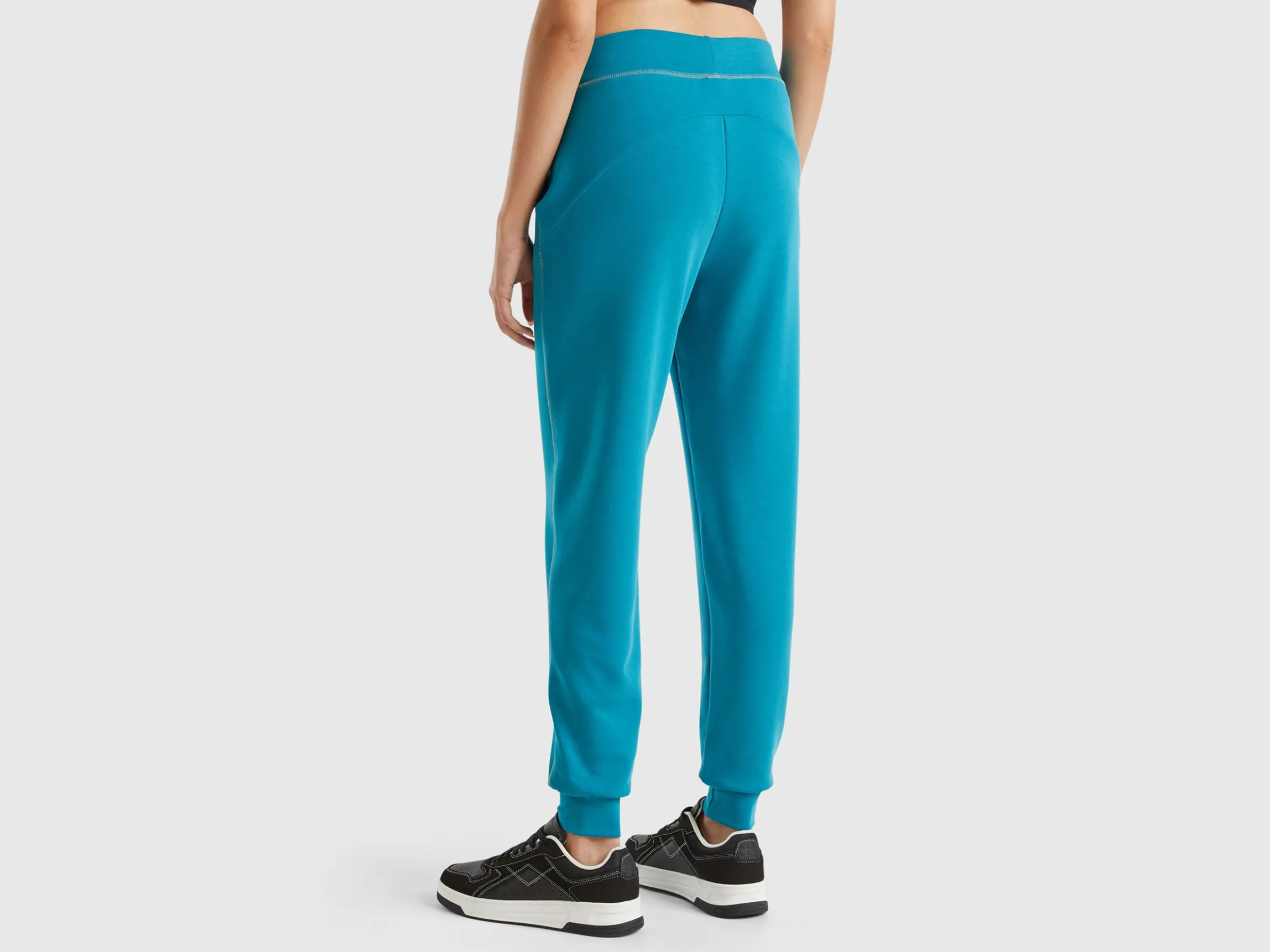 Flowy stretch trousers