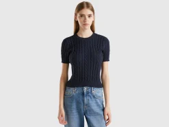Flowy sweater with short sleeves