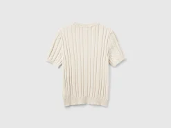 Flowy sweater with short sleeves
