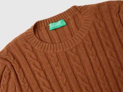 Flowy sweater with short sleeves