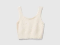 Fluffy yarn top