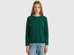 Forest green crew neck sweater in wool and cashmere blend