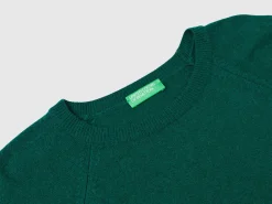 Forest green crew neck sweater in wool and cashmere blend