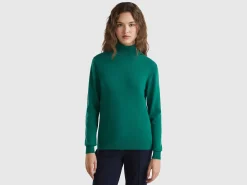 Forest green turtleneck sweater in pure Merino wool