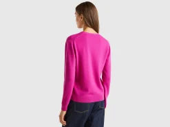 Fuchsia cyclamen V-neck cardigan in pure Merino wool