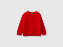 Furry yarn sweater