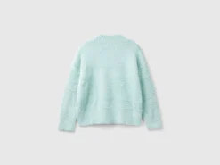 Furry yarn sweater