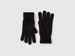 Gloves in pure virgin wool