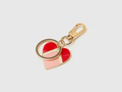 Gold keychain with heart pendant