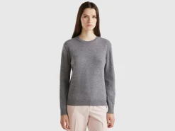 Gray crew neck sweater in Merino wool