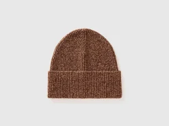 Hat in cashmere and wool blend