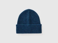 Hat in cashmere and wool blend