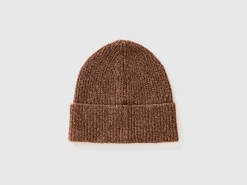 Hat in cashmere and wool blend