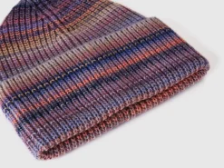 Hat in multicolored wool blend