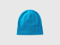 Hat in pure Merino wool