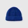 Hat in pure virgin wool
