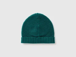 Hat in wool blend
